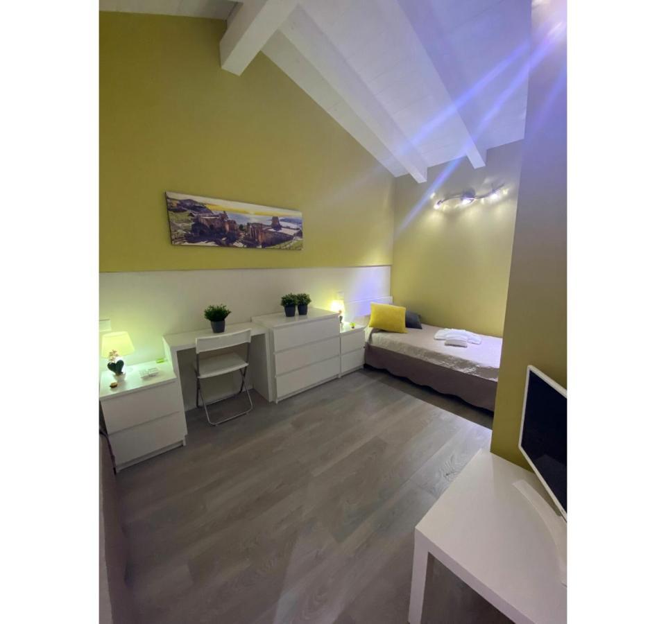 Bnb Archimede Катанія Екстер'єр фото